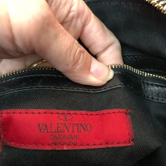 Elegant Black Studded Handbag - Picture 7 of 10